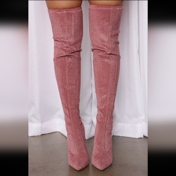 Fashion Nova Swiping Right Over The Knee Boot - Picture 3 of 7